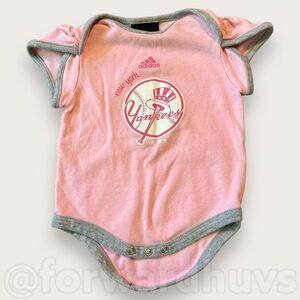 Bundle Sale 3 for $15 | Adidas MLB NY Yankee Romper| 3/6 Months